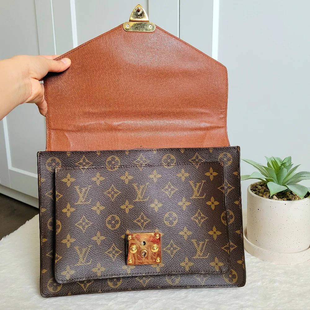 BEAUTIFUL VERY RARE💕LOUIS VUITTON Monceau 28 Crossbody/Shoulder Bag